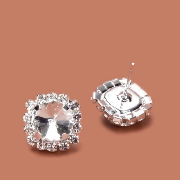 Rhinestone Stud Earrings - Picture 3 of 7